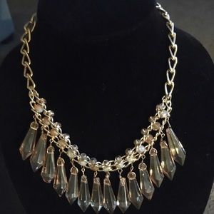 Beautiful gold tone crystal necklace